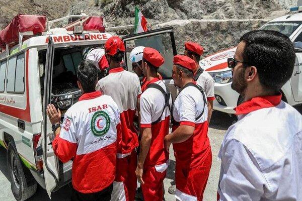 نجات خانواده ۵ نفره اصفهانی در جنگل‌های صعب‌العبور سوادکوه شمالی