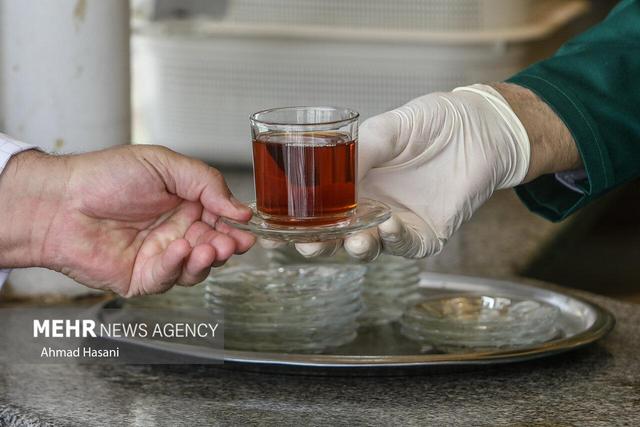 خادمان متفاوت امام رضا(ع) در چایخانه حضرت