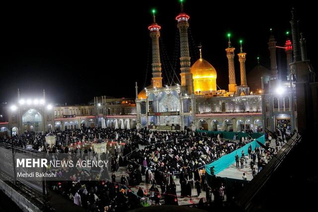 مراسم های عزاداری شهادت‌ حضرت زهرا(س) در حرم بانوی کرامت برگزار می‌شود