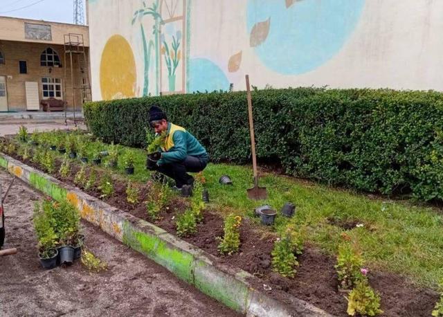 شهردار اردبیل: بیش از ۱۰ طرح فضای سبز و زیباسازی شهر اجرا شد