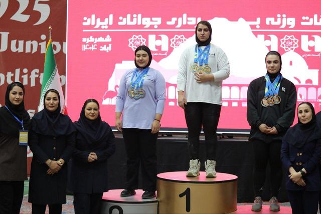 برترین‌های رقابت‌های وزنه‌برداری جوانان دختر کشور در شهرکرد معرفی شدند