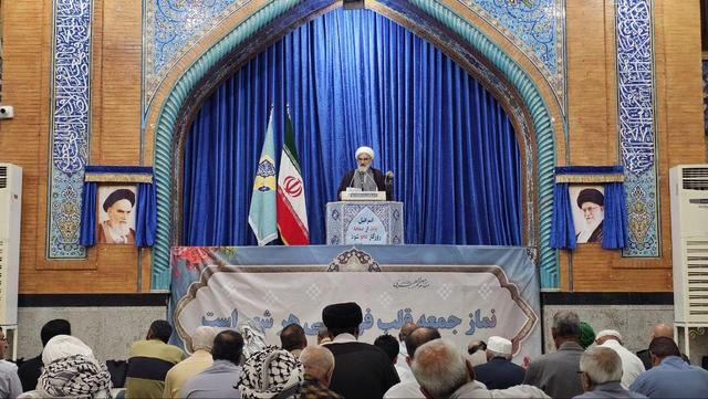 امام جمعه آبادان: حماسه ذوالفقاری مسیر جنگ را به سود ایران تغییر داد