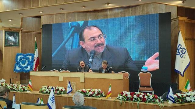 نایب رییس کمیسیون بهداشت: بیمه سلامت سرمایه‌گذاری ملی است