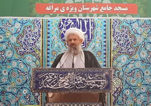 امام جمعه مراغه: غرب در پی از بین بردن هویت زن ایرانی مسلمان است