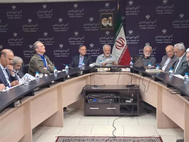 استاندار زنجان: بنیاد علمی و فرهنگی استاد روزبه تاسیس می‌شود