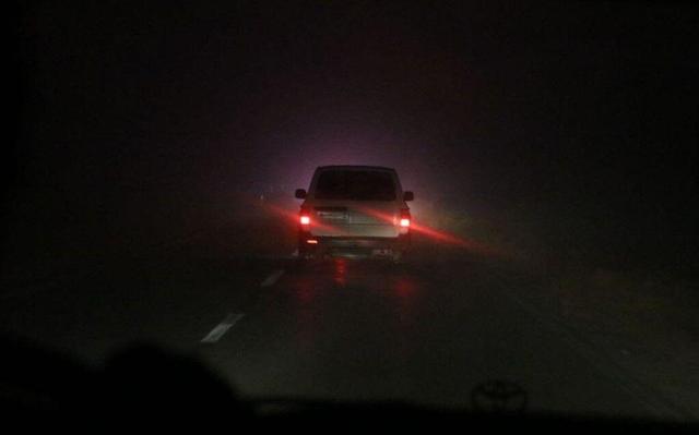 برخی جاده‌های خراسان رضوی لغزنده و مه‌آلود است