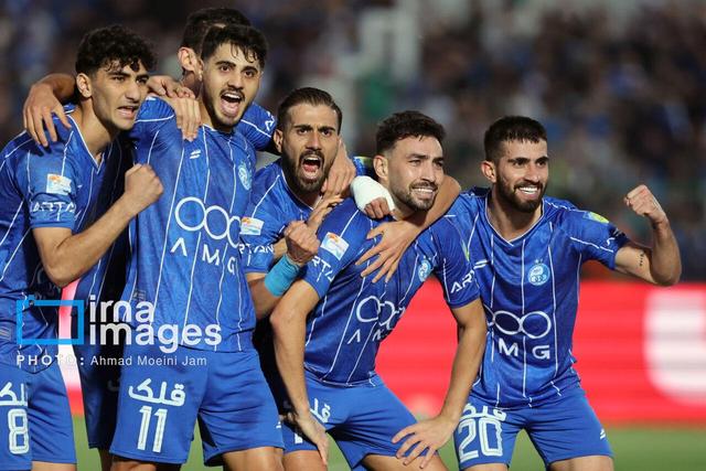 پیروزی قاطعانه استقلال مقابل آلومینوم ؛ آبی‌پوشان صدر جدول را از تراکتور پس گرفتند