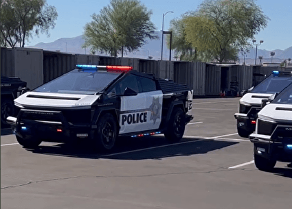 ببینید / کاربرد «تسلا سایبرتراک» در ناوگان خودرویی پلیس لاس وگاس