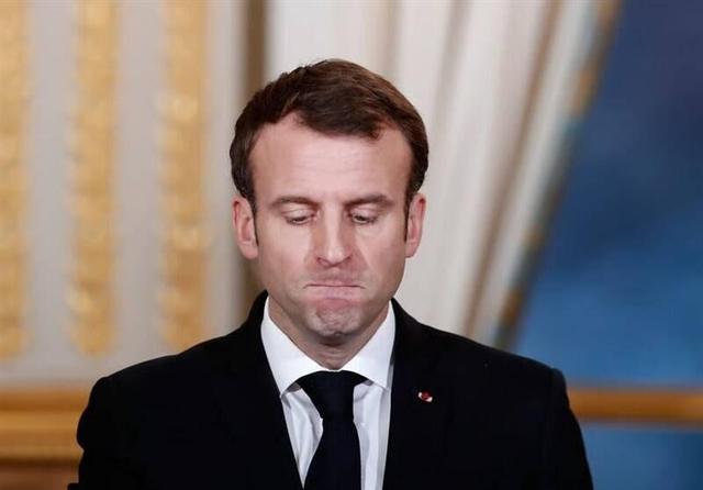 ماکرون در آستانه عنوان «نامحبوب‌ترین رئیس‌جمهور تاریخ فرانسه» قرار گرفت