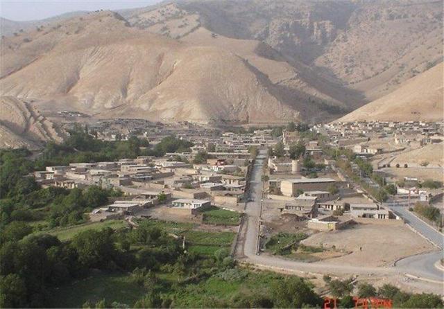 میمه زرین‌آباد؛ شهری با طراوت کوهستان و طعم انگور