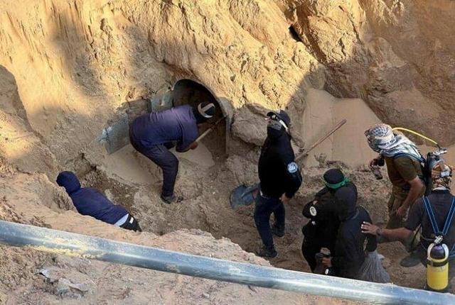 اعلام آمادگی القسام برای خارج کردن هم‌زمان اجساد زندانیان صهیونیستی در داخل خط زرد