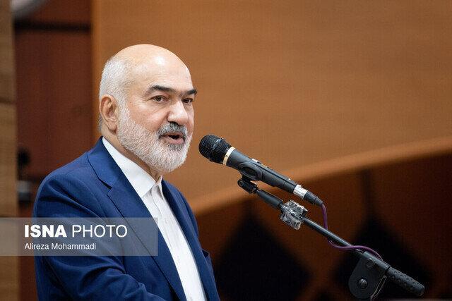 استاندار ‌تاکید کرد: ضرورت تسریع در جمع‌آوری فلرها در خوزستان/ باید بخش خصوصی را در همه بخش‌ها وارد کنیم