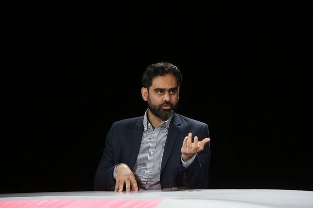 ثابتی: می‌گویند فلانی نفتکش خریده اما چون به نظام اسلامی کمک می‌کند با او برخورد نکنیم! فلانی غلط کرده! با پول چه کسی این کثافت‌کاری‌ها را می‌کند؟!