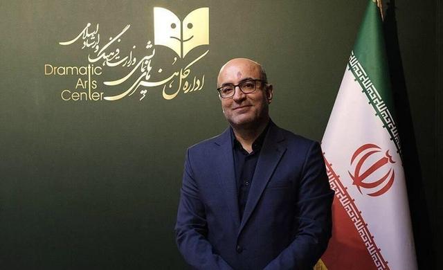 مدیرکل هنرهای نمایشی : بخش بین‌الملل از جشنواره تئاتر فجر حذف می‌شود؟/ طرح‌هایی برای بهبود معیشت هنرمندان
