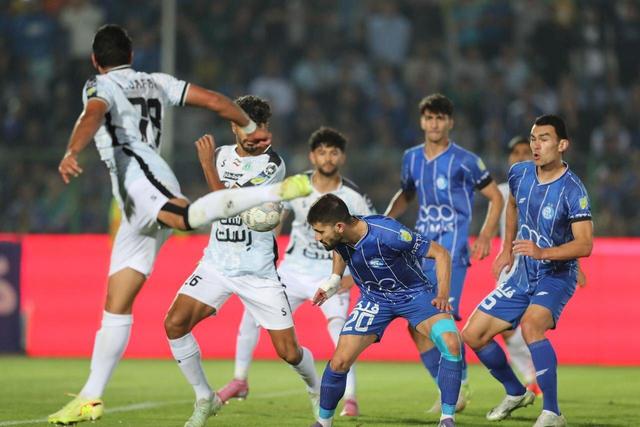 عالمی: دو بازیکن نقش تاثیرگذاری در تیم دارند/ یک ضعف استقلال پاجاست