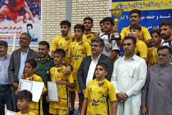 جاسک قهرمان کشتی آزاد استان هرمزگان شد