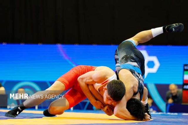 خرم‌آباد قهرمان مسابقات کشتی فرنگی لرستان شد