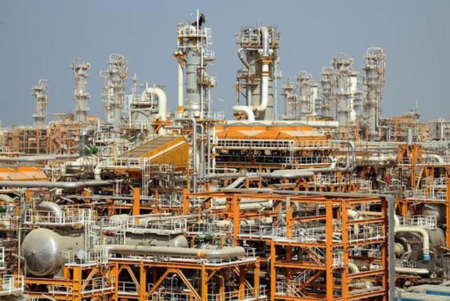 پارس جنوبی در مسیر خودکفایی/ تأمین کامل مواد شیمیایی و گام بلند در بومی‌سازی