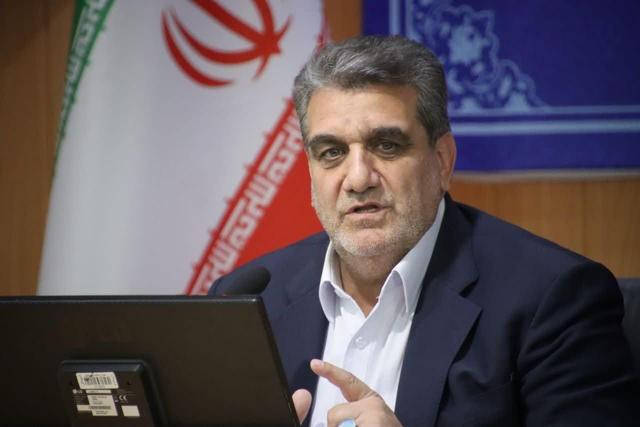 استاندار سمنان: ثبات در تصمیم‌گیری شرط اصلی جلب اعتماد سرمایه‌گذاران است