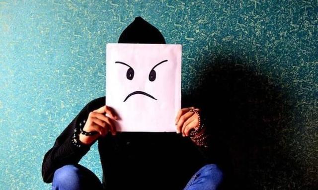 فیلم/ چرا برخی افراد همیشه از زندگی ناراضی اند؟