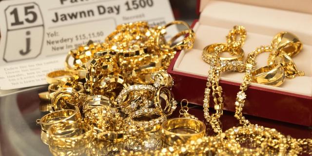 اصلاح قیمتی انس جهانی طلا در پی کاهش نرخ بهره فدرال رزرو