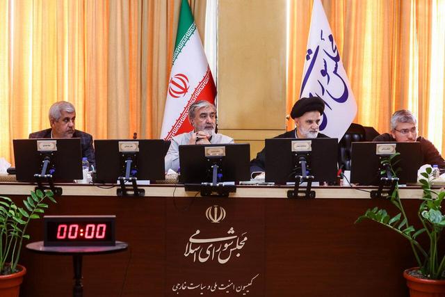 نشست یکشنبه ۱۱ آبان ماه کمیسیون امنیت ملی و سیاست خارجی مجلس