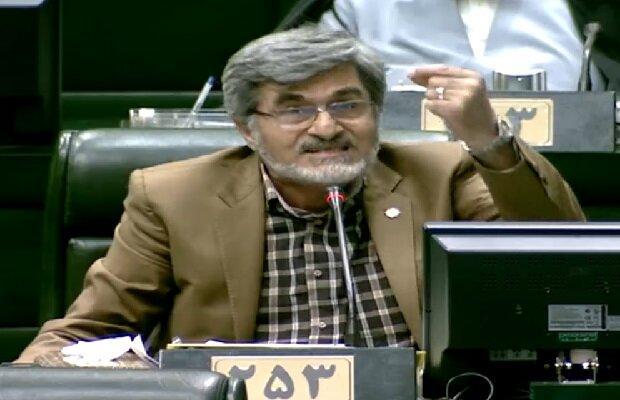 کوچک‌زاده: باید تمامی قراردادهای خارجی به تصویب مجلس برسد