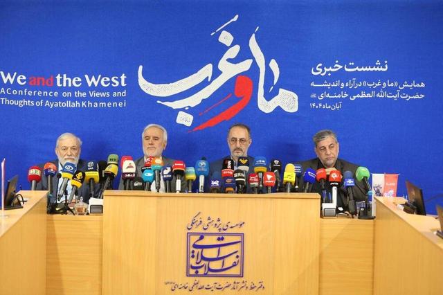 حقانی: رهبری معظم انقلاب ۶۵ سال از عمر خود را در راه مبارزه با غرب گذاشته اند