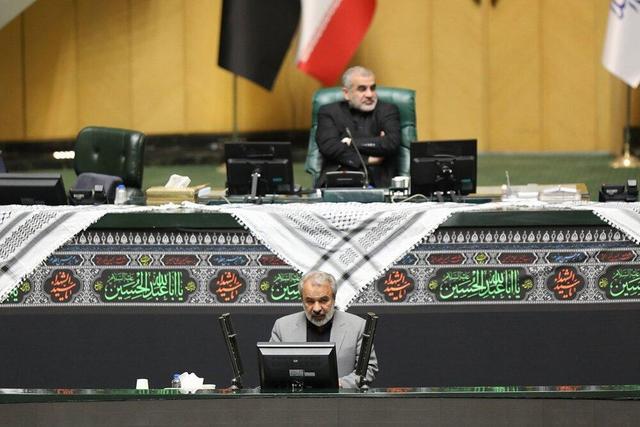 تعیین تکلیف نماینده مشهد برای دولت