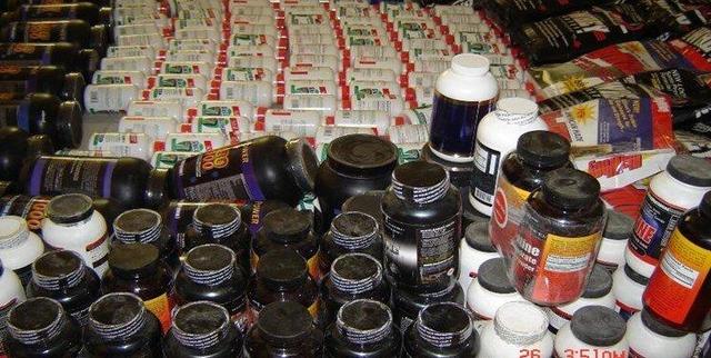 مکمل‌های غذایی و گیاهی را از منابع غیرمعتبر نخرید