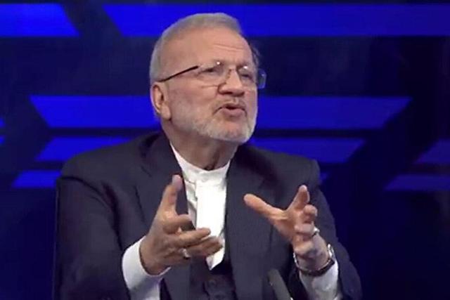 انتقاد وزیر امور خارجه احمدی نژاد از روحانی: روحانی با تعبیر «کدخدا» به آمریکا سیگنال داد که بدون هماهنگی شما کاری نمی‌کنم/ ماجرای بدقولی البرادعی!