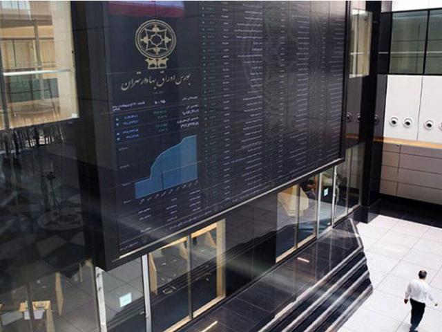 بورس امروز افزایشی شد؛ رشد۱۰ هزار و ۳۰۱ واحدی شاخص کل