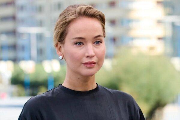 جنیفر لارنس: سلبریتی‌ها باید کمتر حرف بزنند