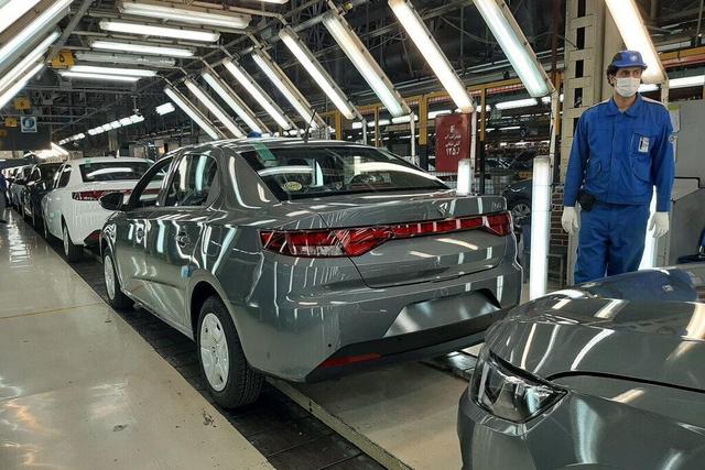 تولید سه خودروساز بزرگ در سربالایی | افت تولید خودرو ۱۲ درصدی شد