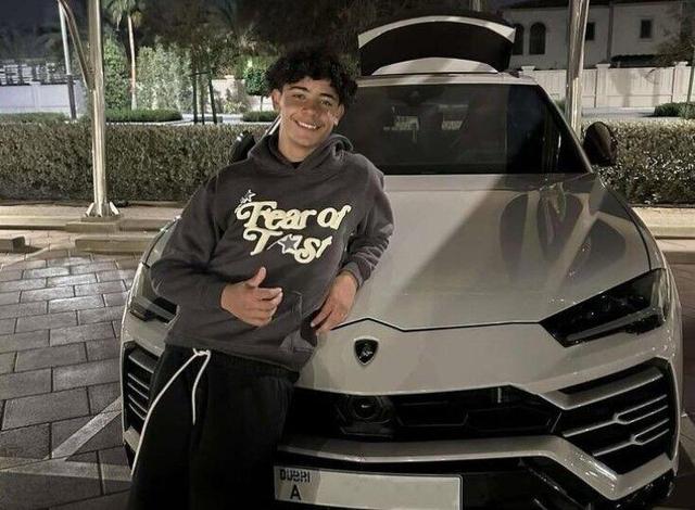 پلاک لامبورگینی پسر رونالدو از خود ماشین گران‌تر است | عکس