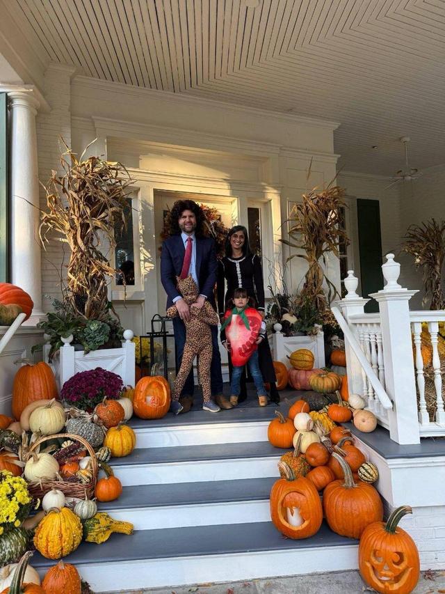 ۴۲ میلیون آمریکایی معطل غذا، ترامپ به دنبال شوآف لاکچری