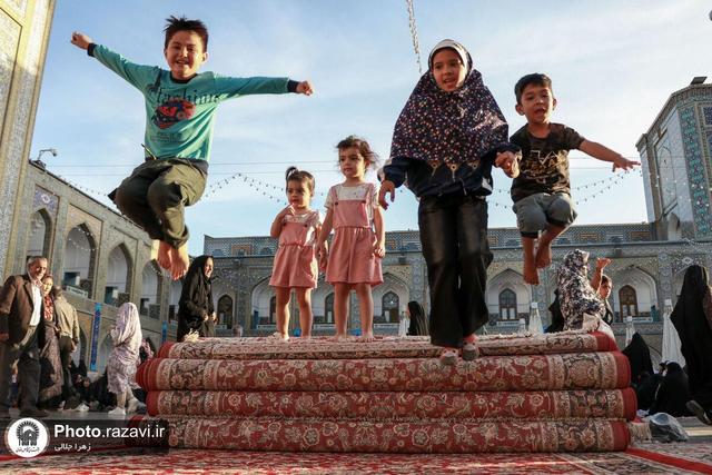 یک کارشناس دینی بیان کرد: بانوان مبل‍غ نقش مهمی در تبیین و تحقق رویکرد جوانی جمعیت دارند