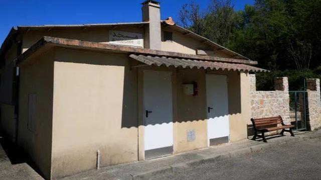 تهدیدهای جدید علیه مسجدی در فرانسه که هشت ماه پیش به آتش کشیده شده بود