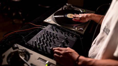 Police raid nightclub in Ukraine over Russian song