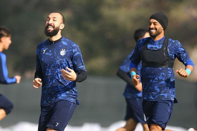 دیگر در استقلال اسم‌ها فوتبال بازی نمی‌کنند/ کاش جای خریدهای بنجل دوتا یاسر آسانی دیگر می‌گرفتیم