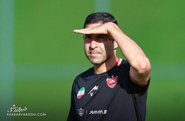 اولین واکنش وحید هاشمیان به استعفای عضو کادر فنی پرسپولیس +عکس