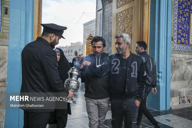 برای آنان که خادمیِ حرم امام رضا(ع) آرزویشان شده است