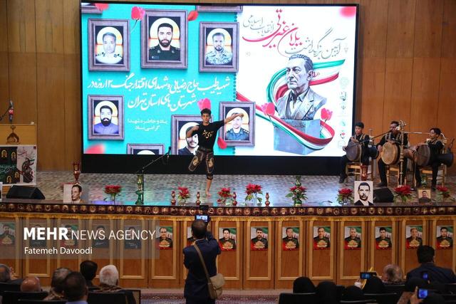 آیین گرامیداشت یاد شهید طیب حاج رضایی و شهدای اقتدار در قبله تهران