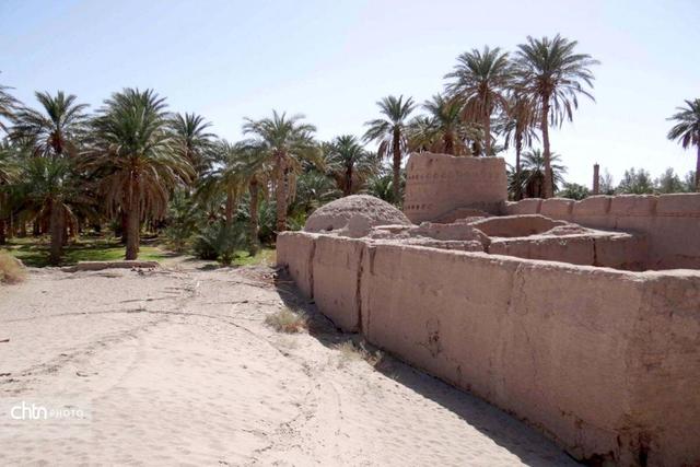 آغاز مرمت برج قلعه تاریخی معاذ شهرستان فهرج