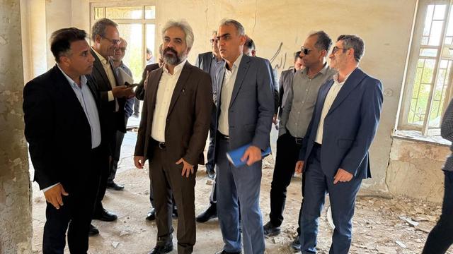 بازدید دادستان بوشهر از عمارت تاریخی هفت‌بنگله