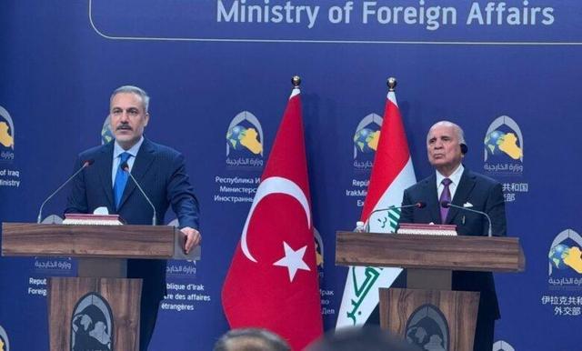 هاکان فیدان: PKK در عراق و سوریه هم باید سلاح خود را زمین بگذارد