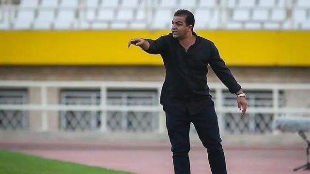 داوود مهابادی سرمربی تیم فوتبال داماش شد