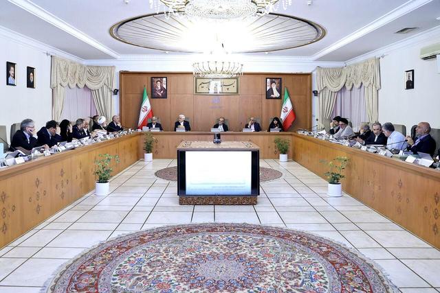 گزارش وزیر ورزش و رئیس سازمان انرژی اتمی از دستاوردهای یکسال گذشته