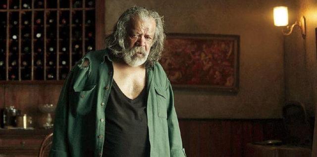 «پیر پسر» پَر، قاچاق نپر