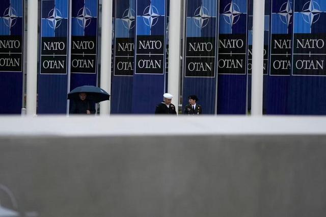 یوراکتیو: دست ناتو برای واکنش نظامی سریع به روسیه بسته است